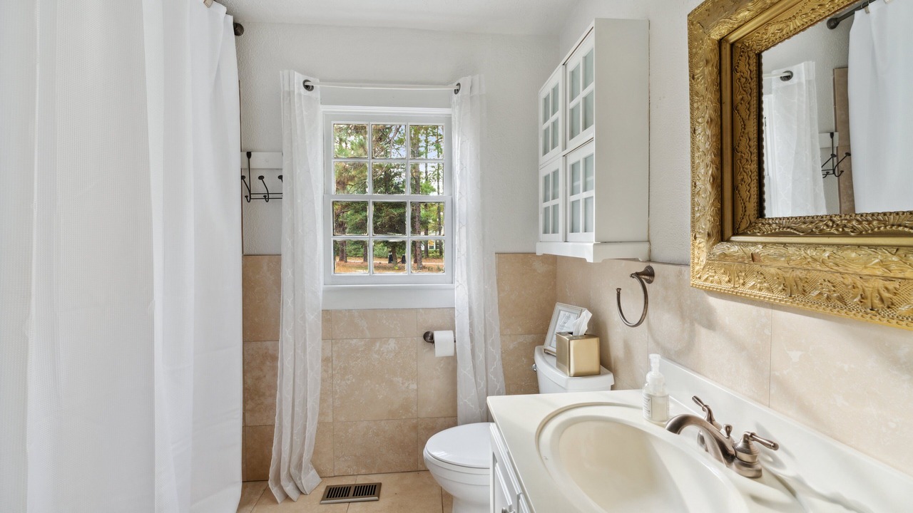 Photo of Bathroom in West End