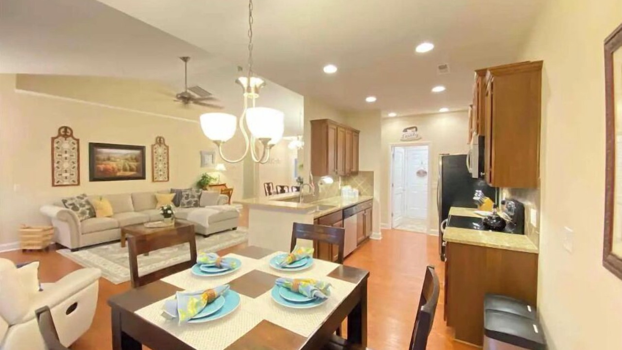 Photo of Livingroom in Fuquay-Varina
