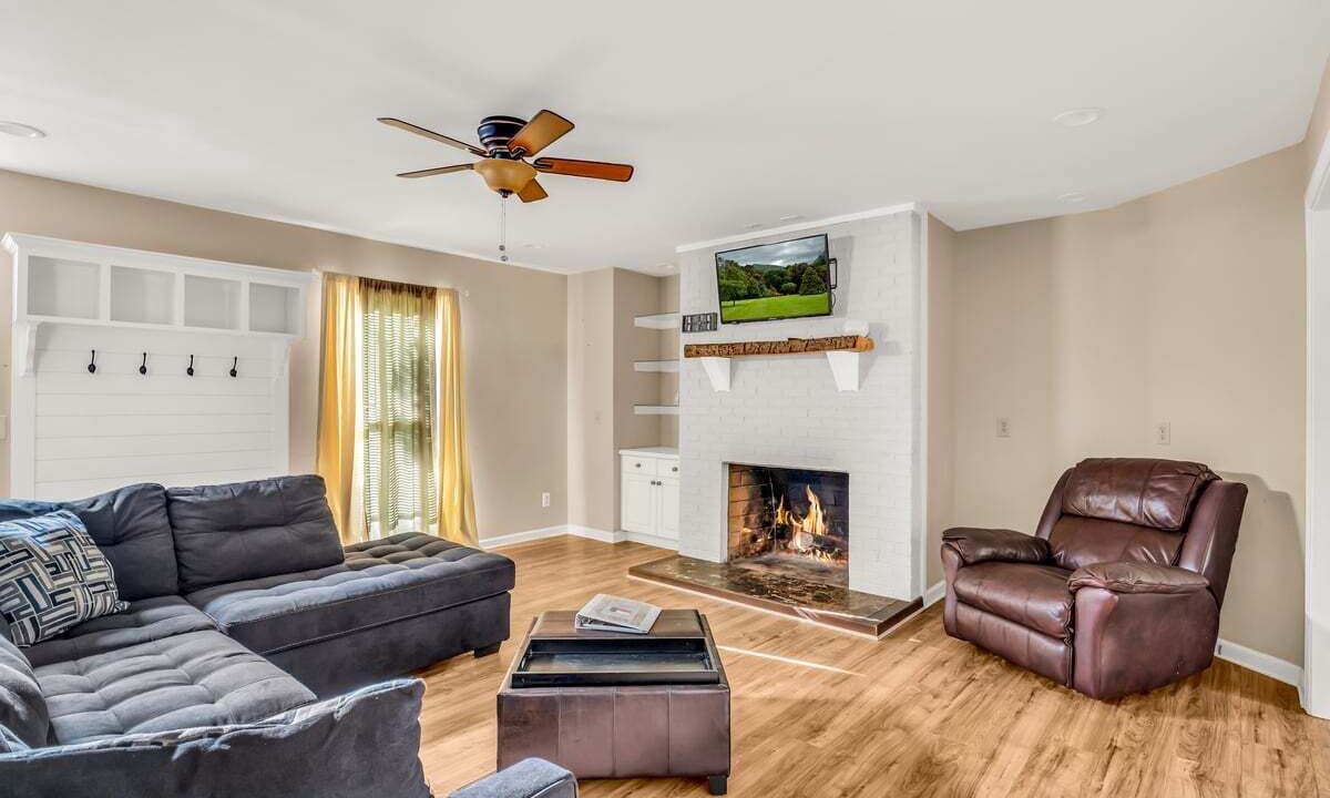 Photo of Livingroom in Fuquay-Varina