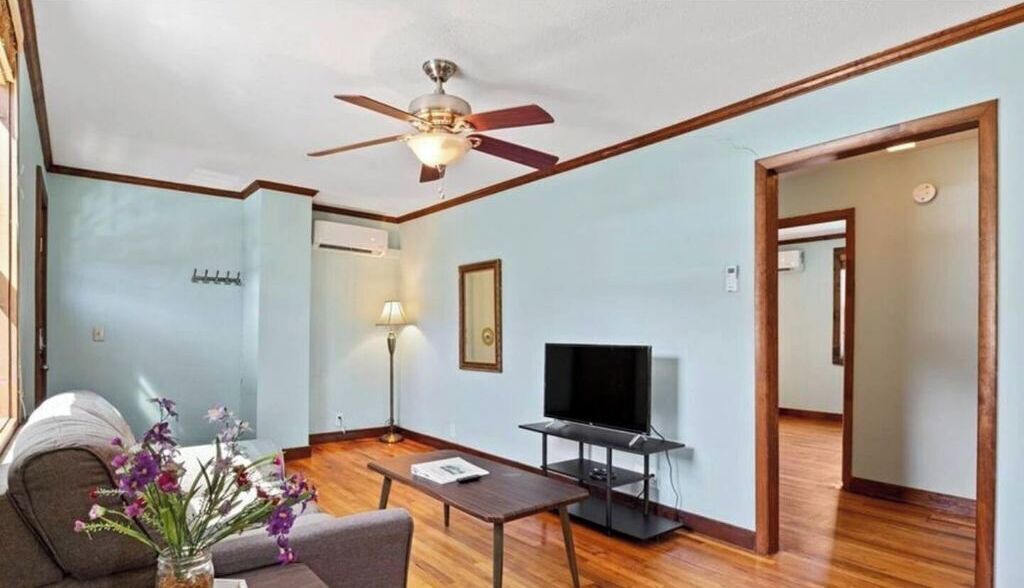 Photo of Livingroom in Hot Springs