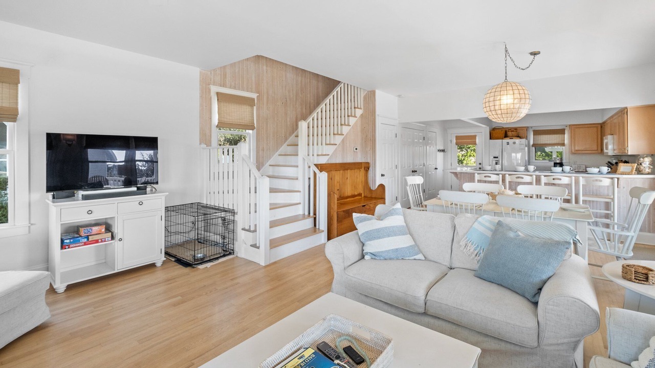 Photo of Livingroom in Killegray Ridge