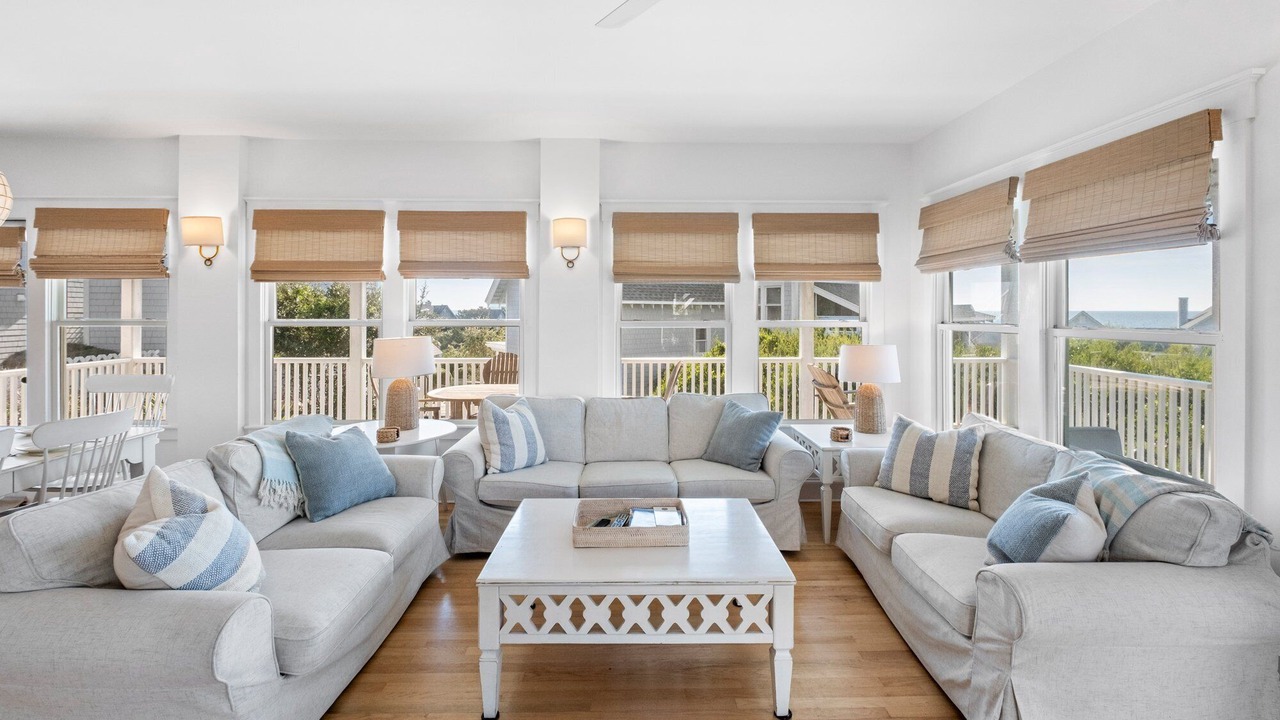Photo of Livingroom in Killegray Ridge