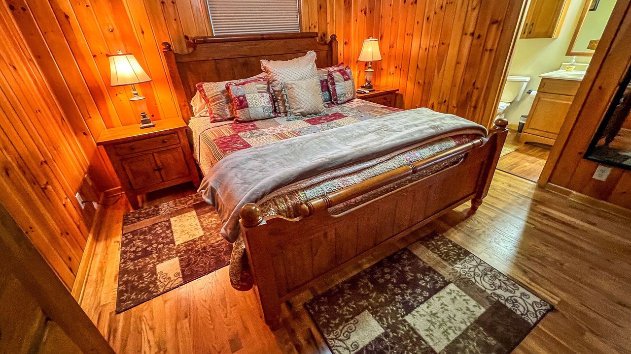 Photo of Bedroom in Grassy Creek
