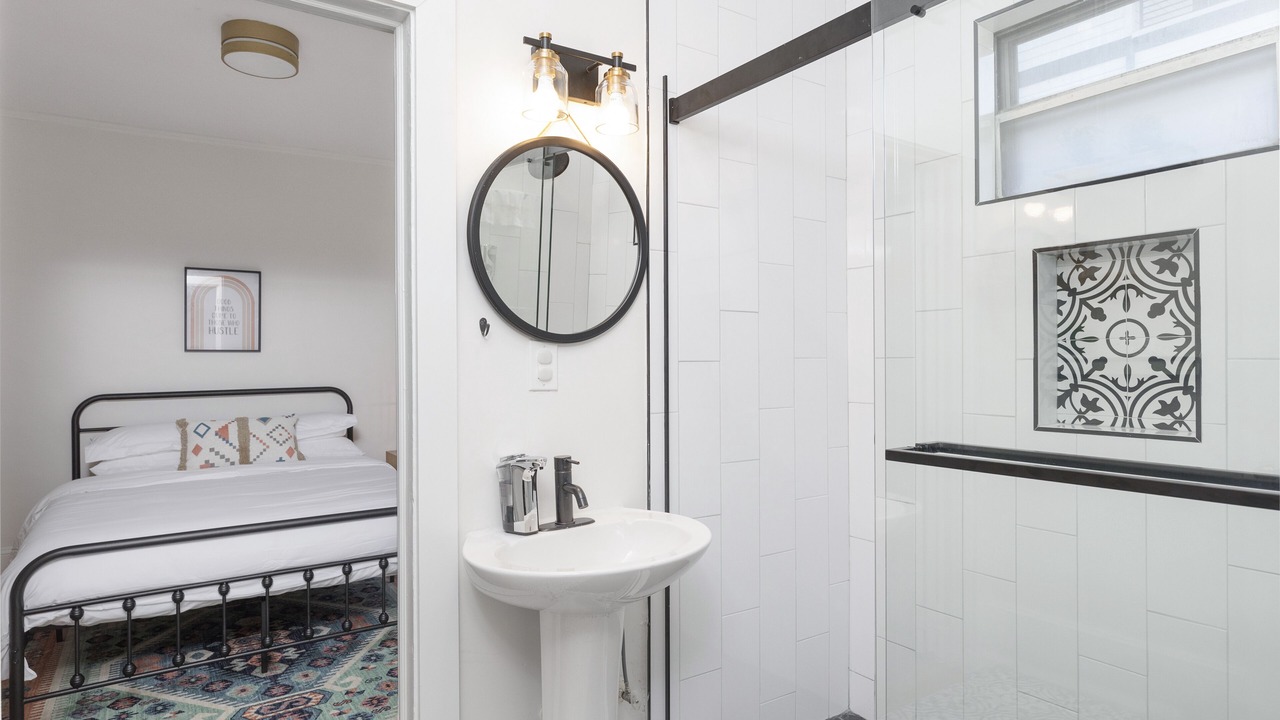 Photo of Bathroom in Cherry
