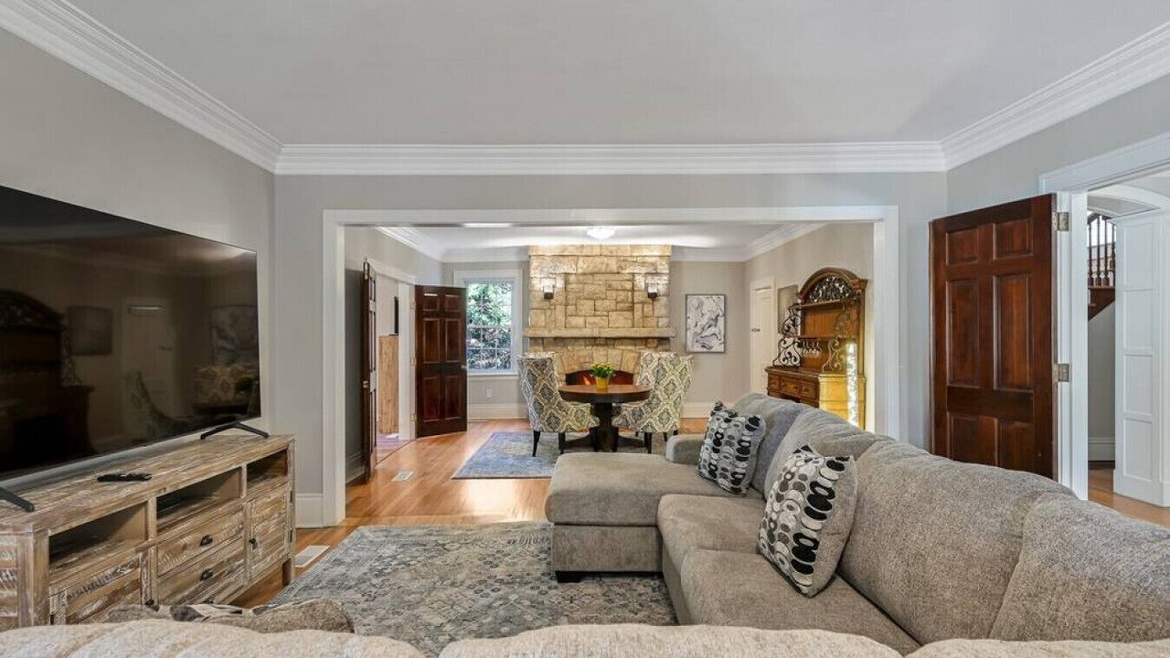 Photo of Livingroom in Swannanoa