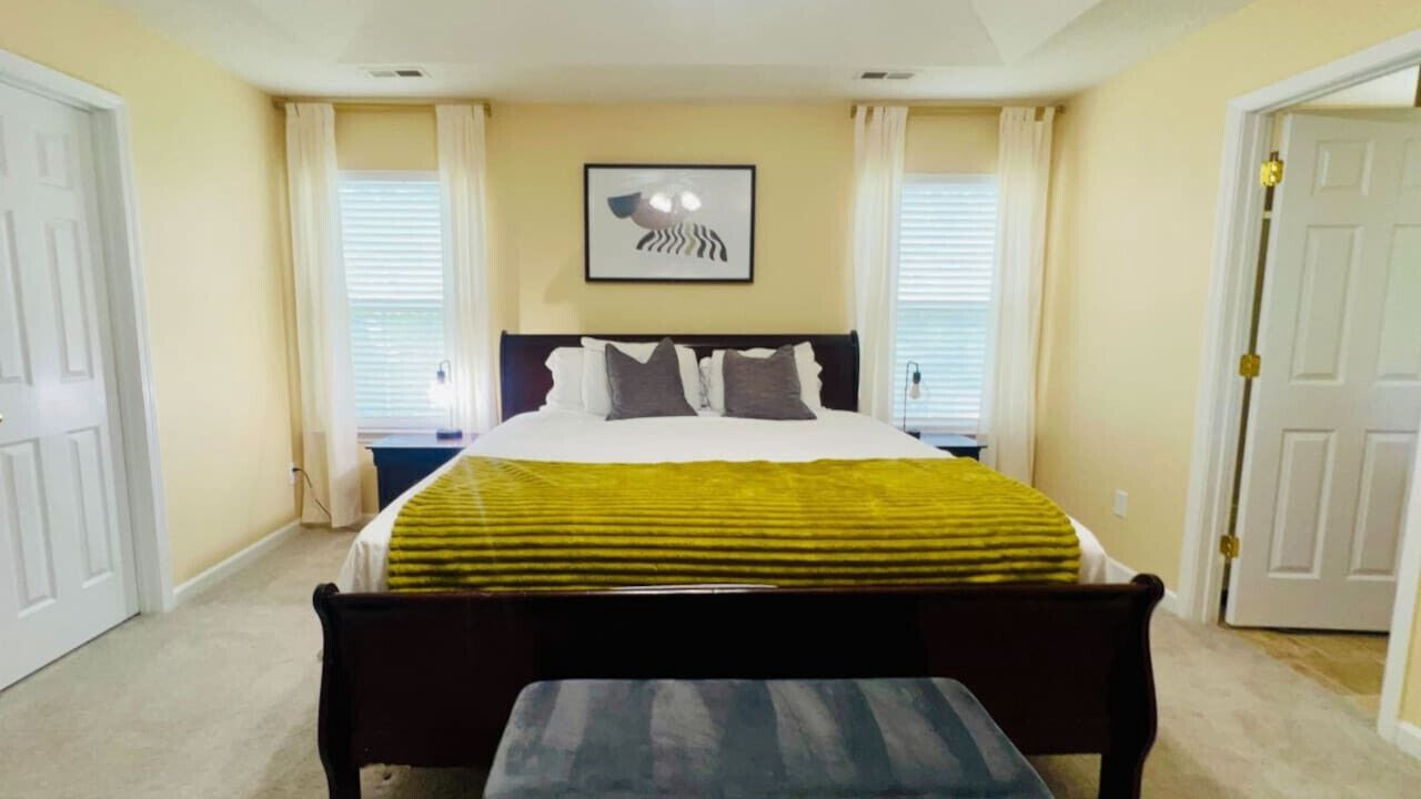 Photo of Bedroom in Northeast Raleigh