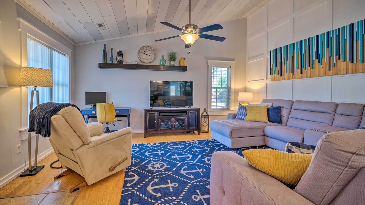 Photo of Livingroom in Myrtle Grove