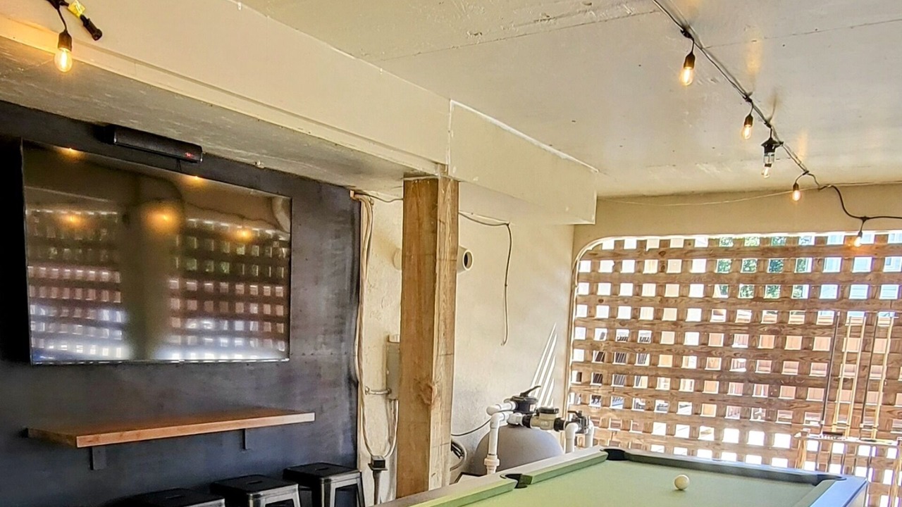 Photo of Bedroom in Whalehead Beach