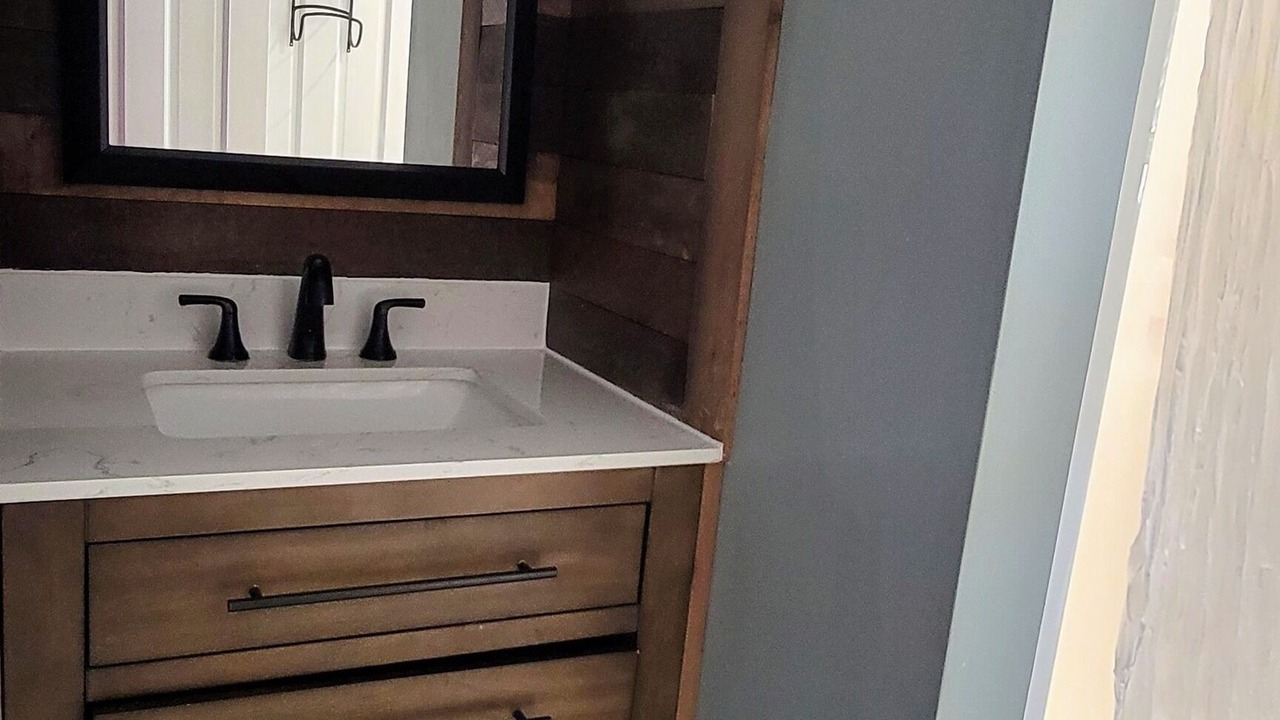 Photo of Bathroom in Whalehead Beach