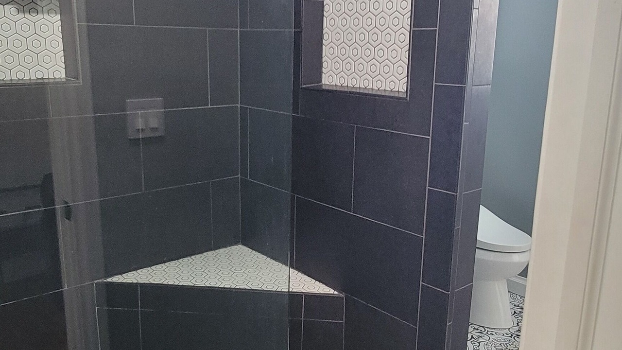 Photo of Bathroom in Whalehead Beach