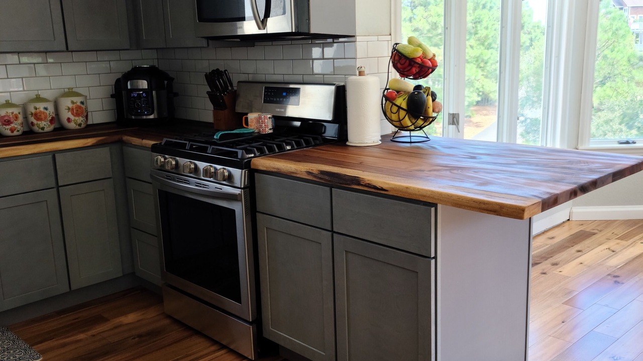 Photo of Kitchen in Whalehead Beach