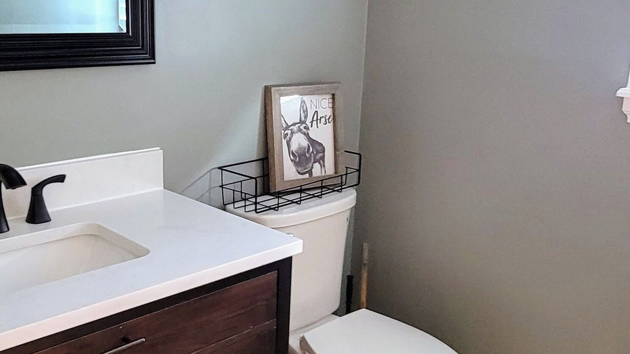 Photo of Bathroom in Whalehead Beach