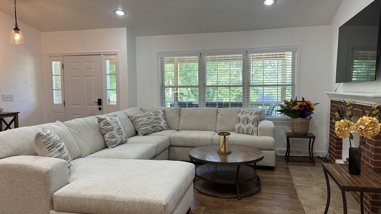 Photo of Livingroom in Winston - Salem