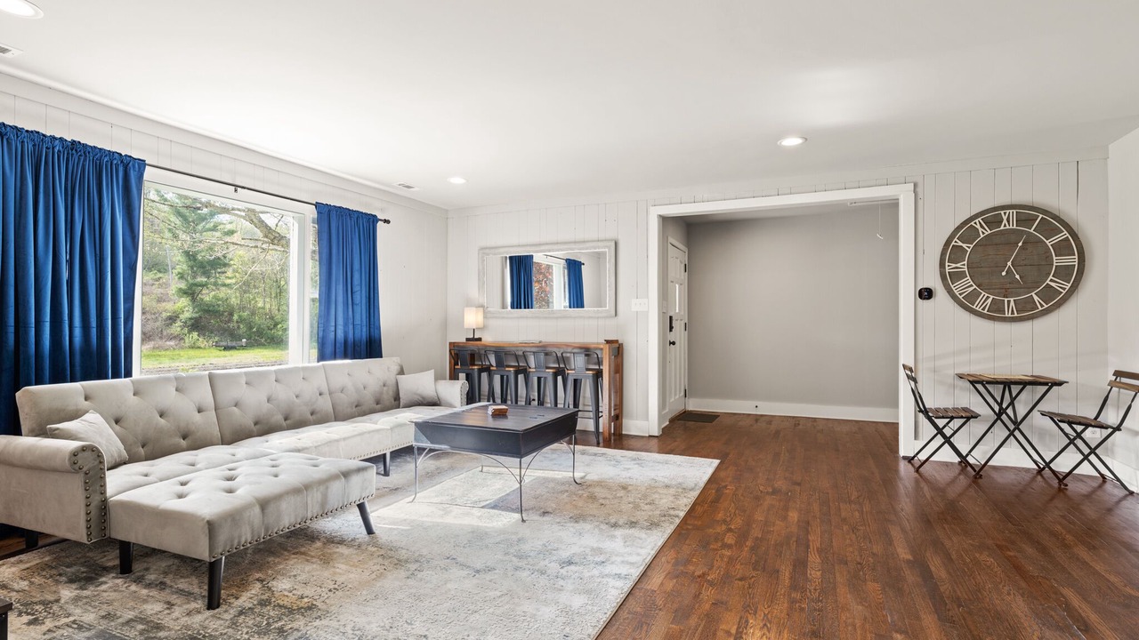 Photo of Livingroom in Scaly Mountain