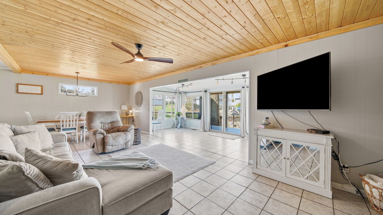 Photo of Livingroom in Norwood