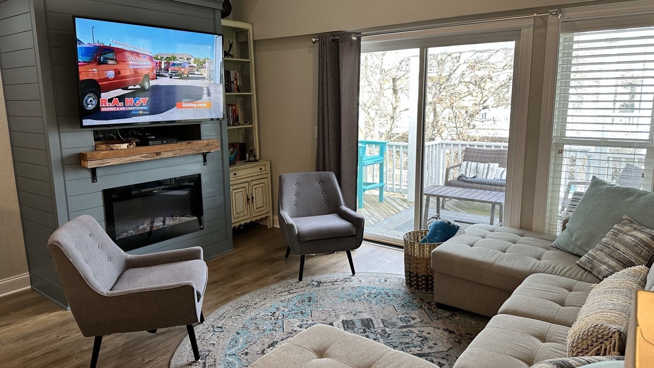 Photo of Livingroom in Bermuda Bay