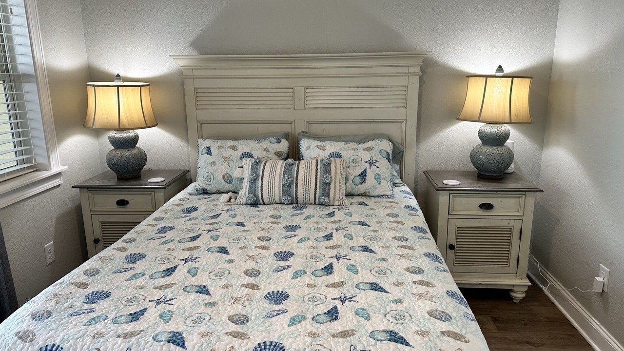 Photo of Bedroom in Bermuda Bay