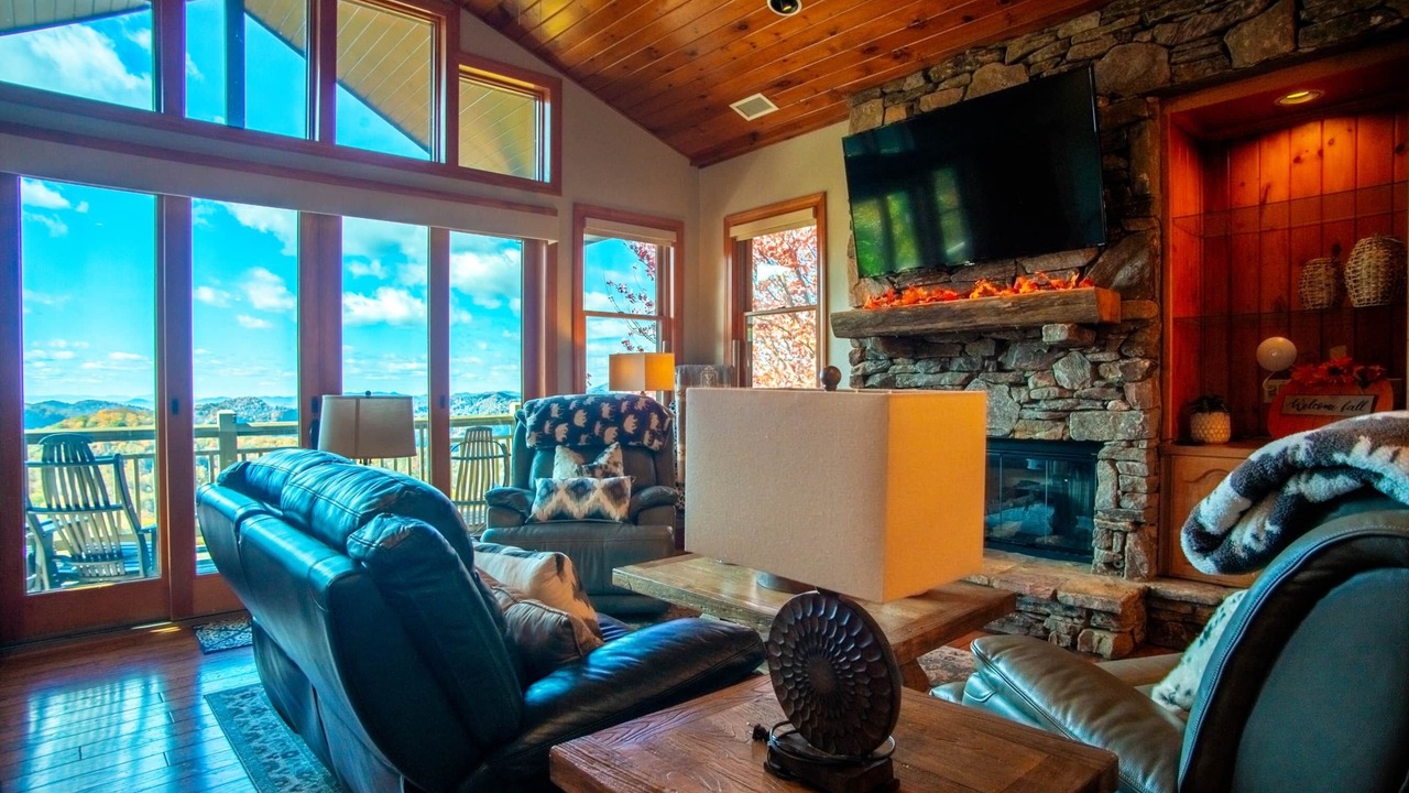 Photo of Livingroom in Burnsville