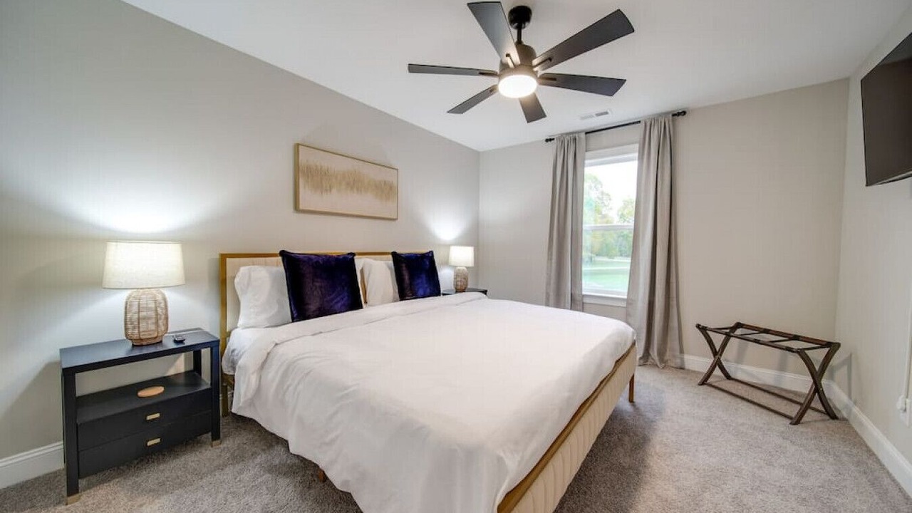 Photo of Bedroom in Belmont