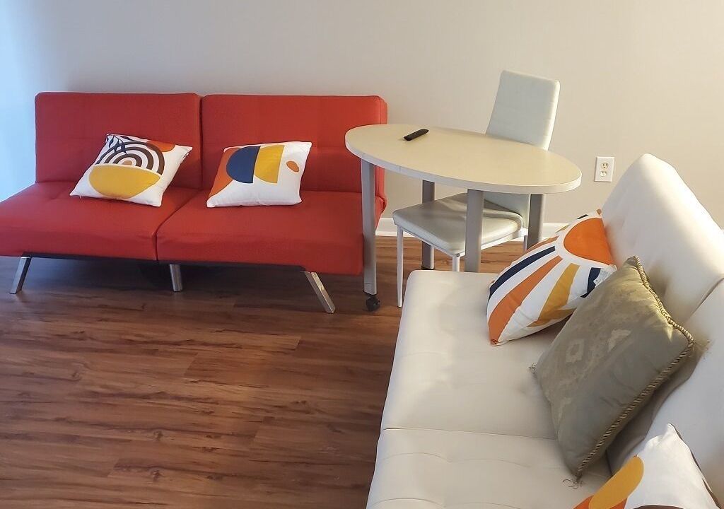 Photo of Livingroom in North Raleigh