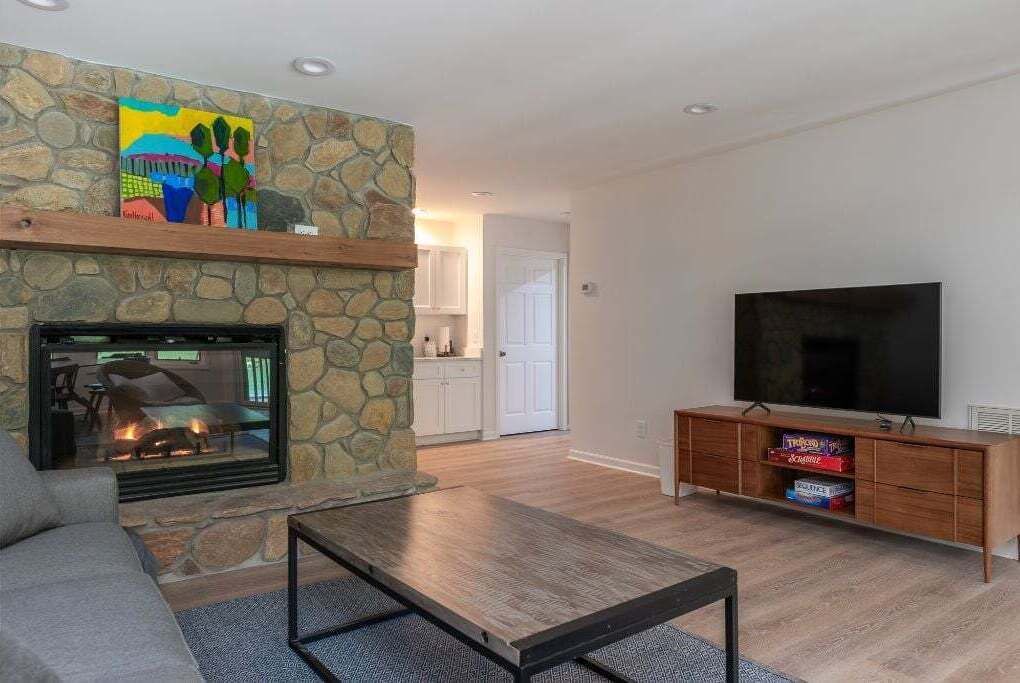 Photo of Livingroom in Lake Lure