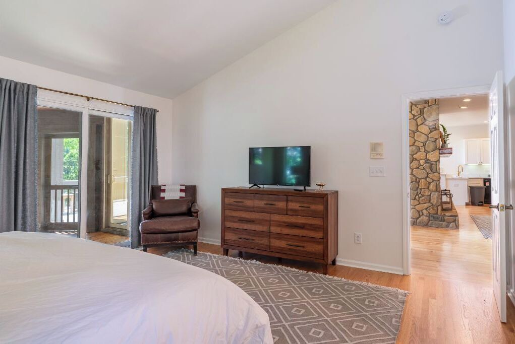 Photo of Bedroom in Lake Lure