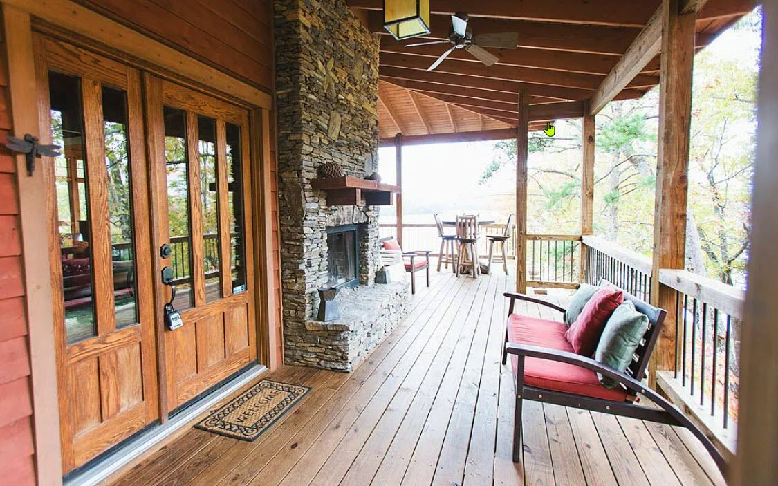 Photo of Livingroom in Robbinsville