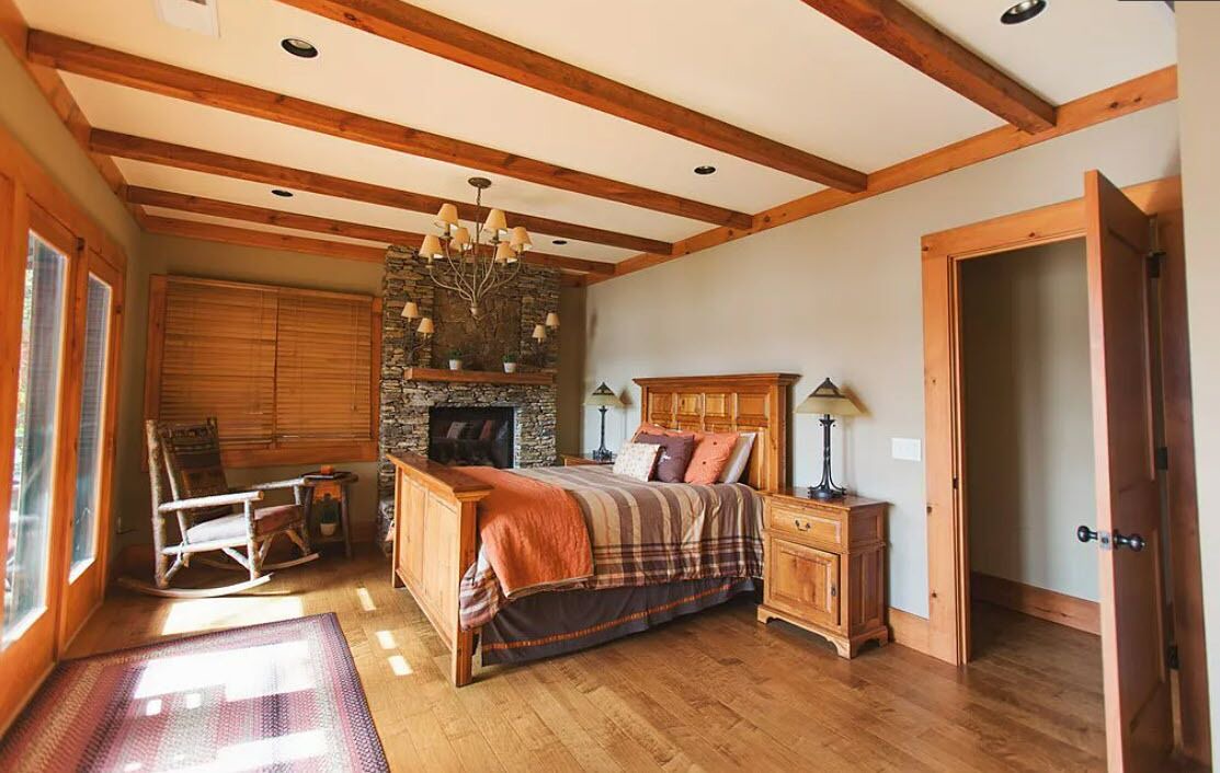 Photo of Livingroom in Robbinsville