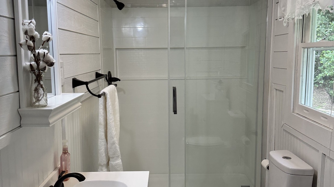 Photo of Bathroom in Cherokee