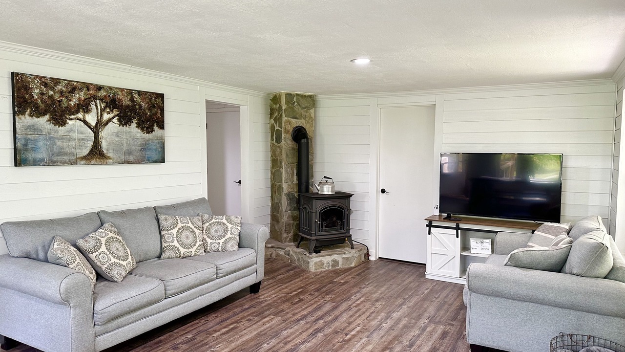 Photo of Livingroom in Cherokee