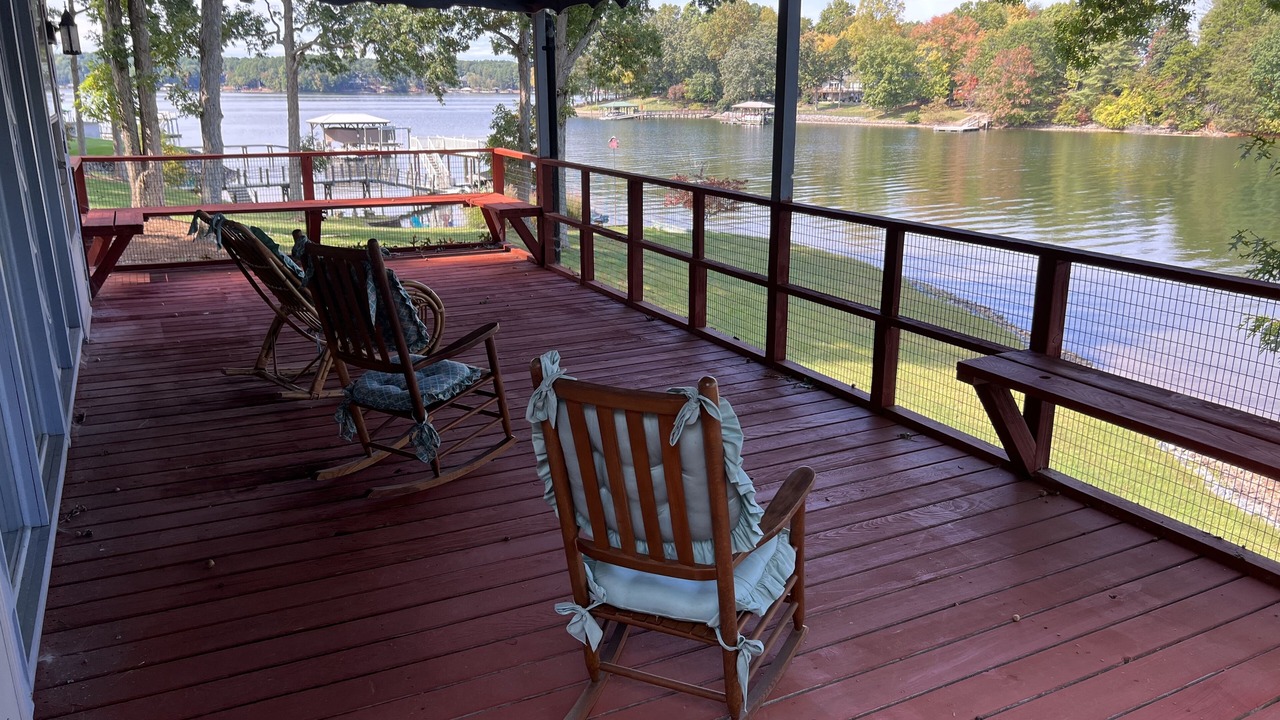 Photo of Patio Balcony in Troutman