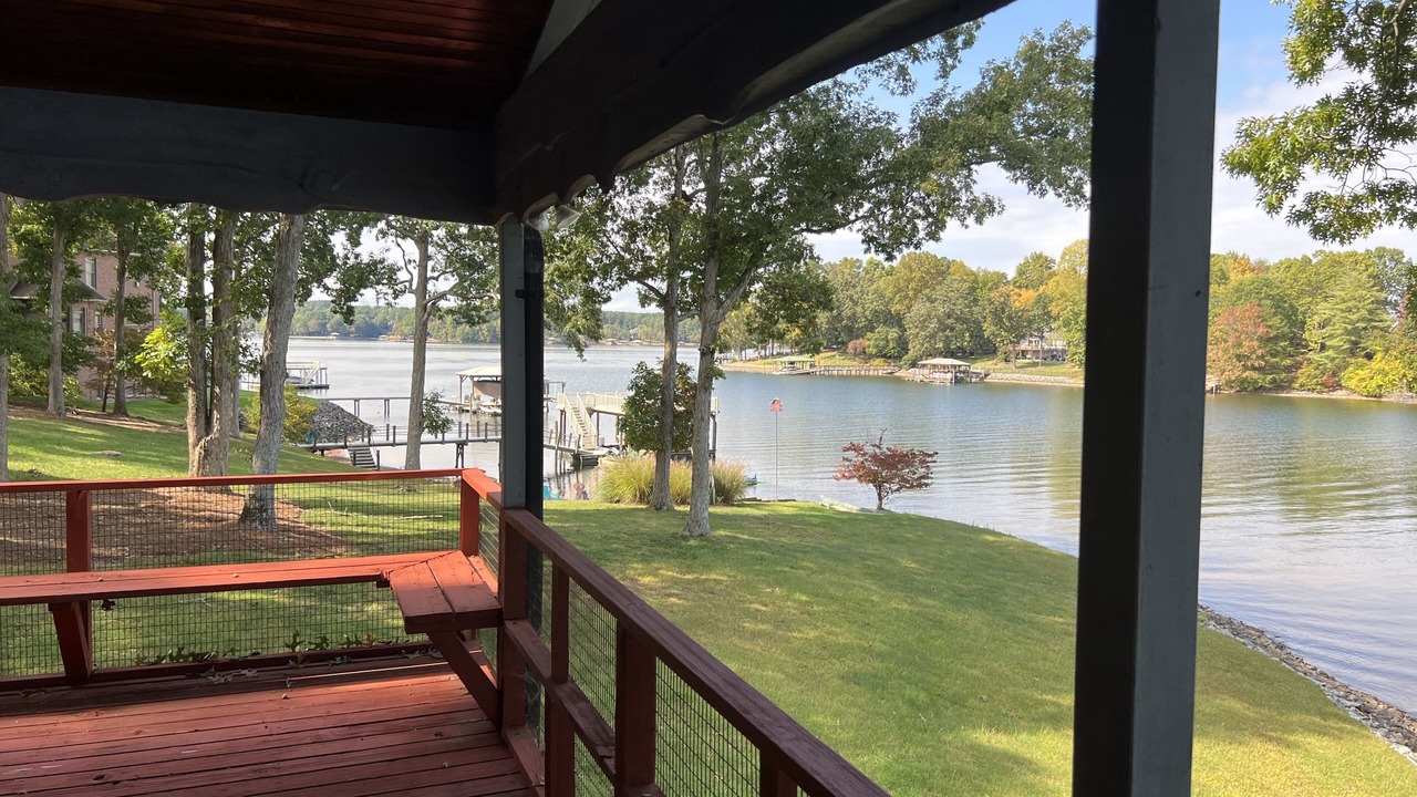 Photo of Patio Balcony in Troutman