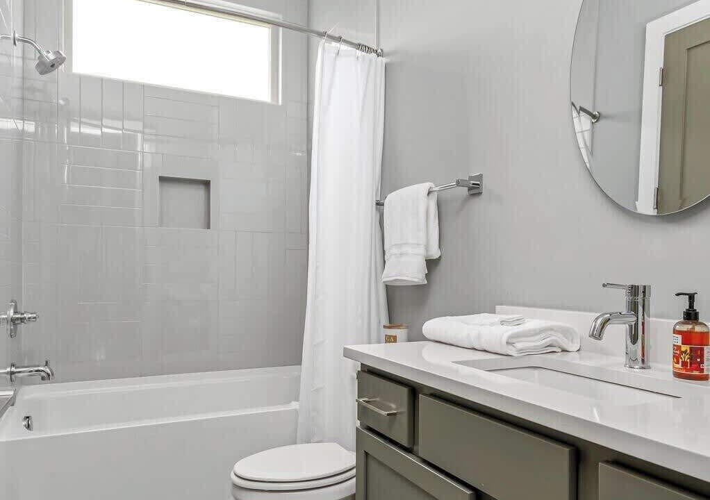 Photo of Bathroom in Haynes Area