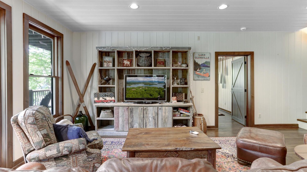 Photo of Bedroom in Glenville