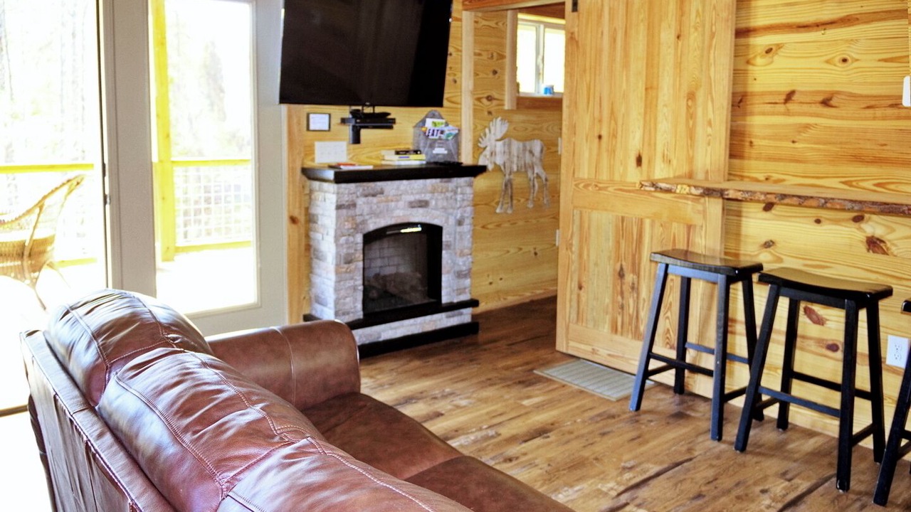 Photo of Livingroom in Whittier