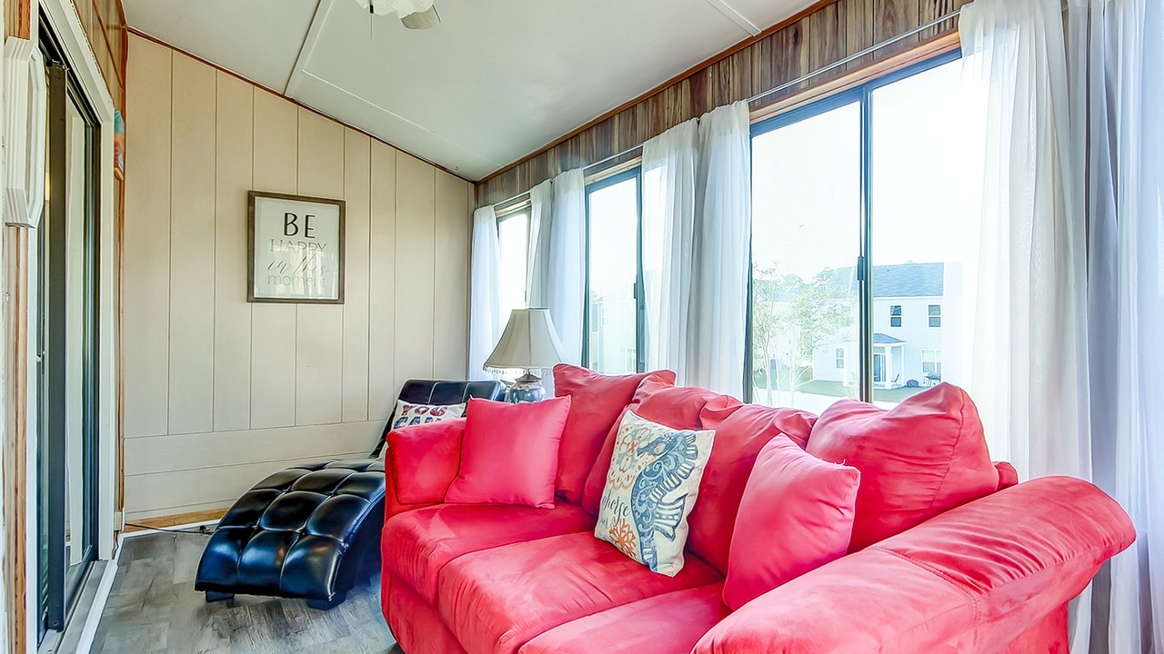 Photo of Livingroom in Surfside Beach