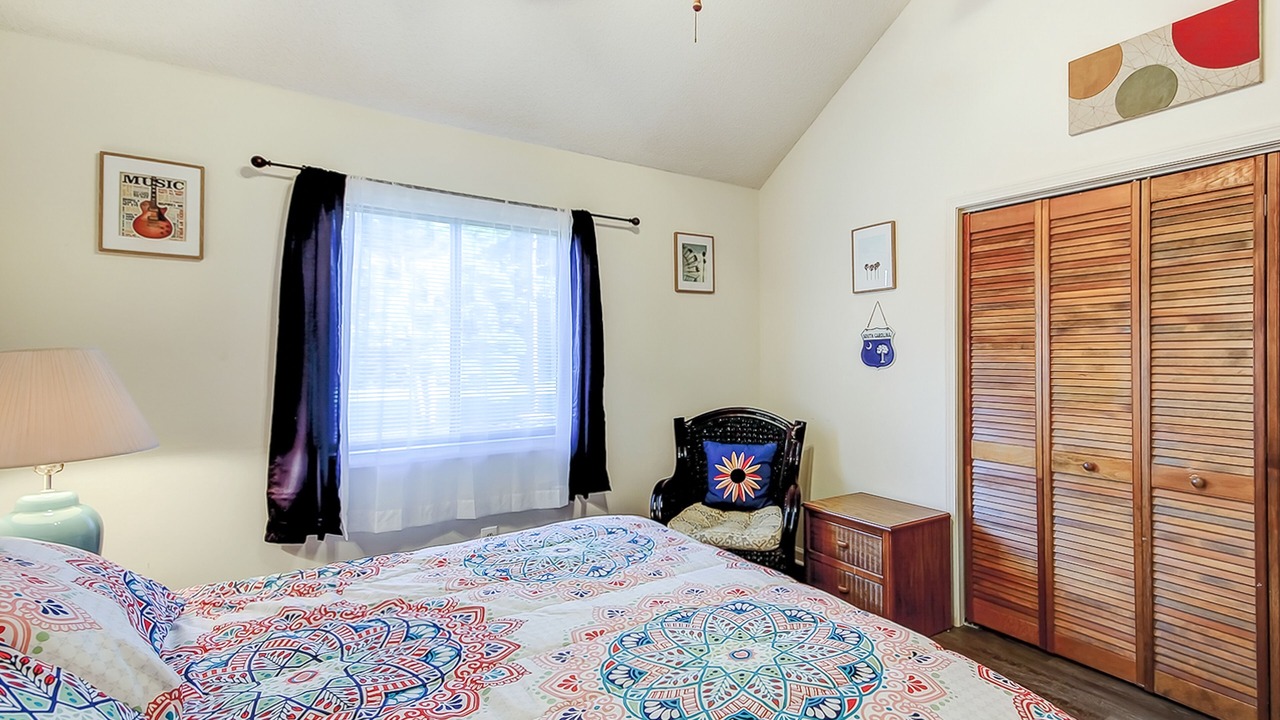 Photo of Bedroom in Surfside Beach