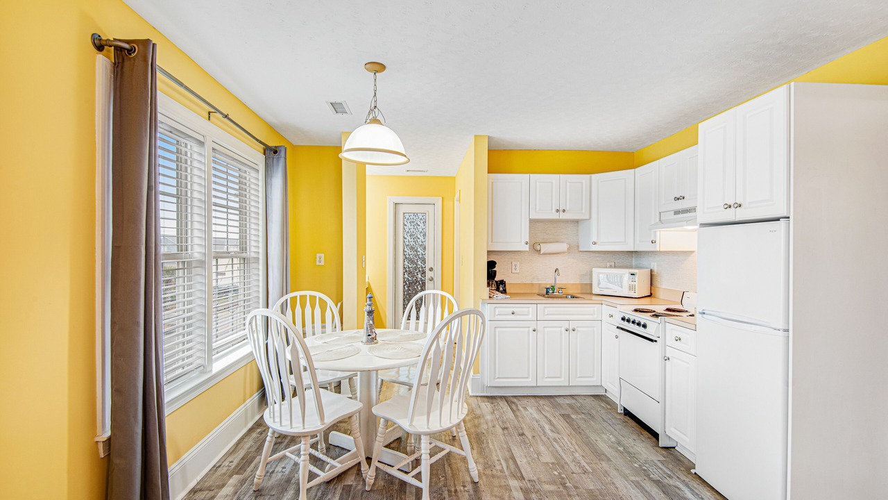 Photo of Kitchen in Surf City