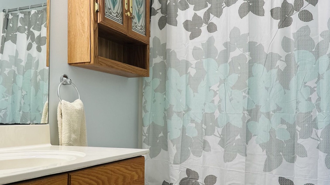 Photo of Bathroom in Myrtle Grove
