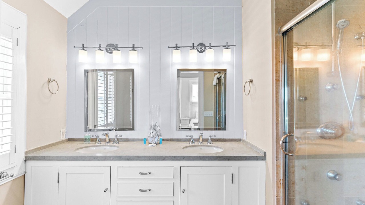 Photo of Bathroom in Flora's Bluff