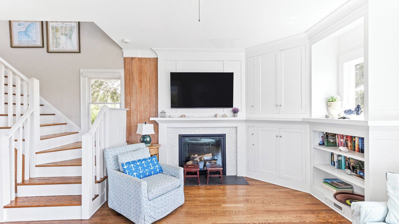 Photo of Livingroom in Flora's Bluff