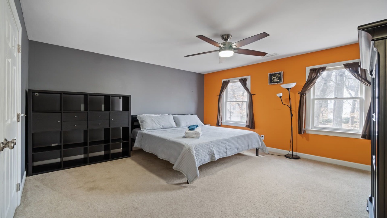 Photo of Bedroom in Davis Lake - Eastfield