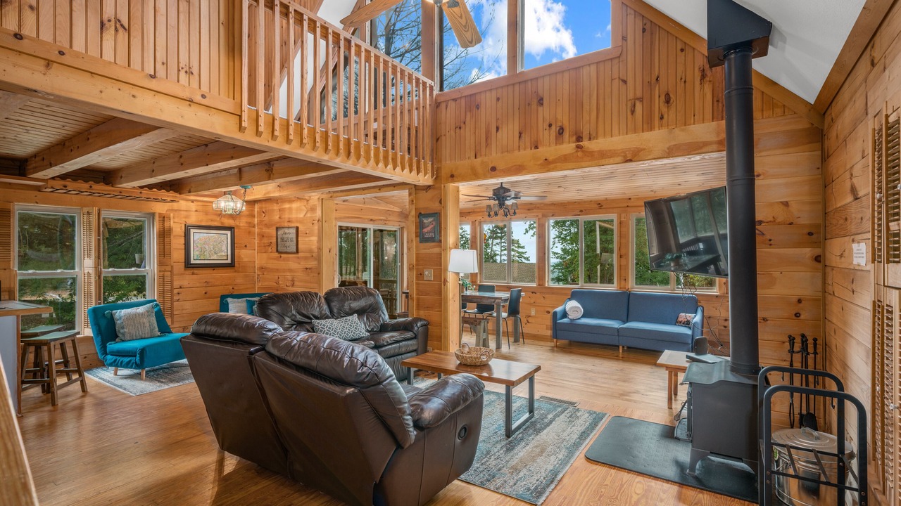 Photo of Livingroom in Vein Mountain