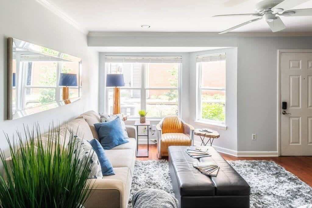 Photo of Livingroom in Rutledge Hill