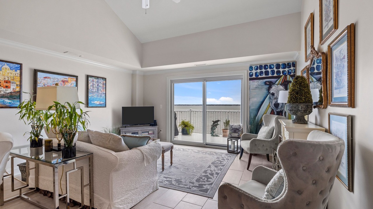 Photo of Livingroom in Indian Beach