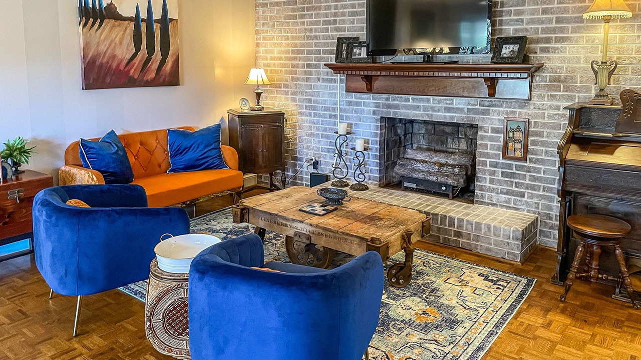 Photo of Livingroom in Dobson