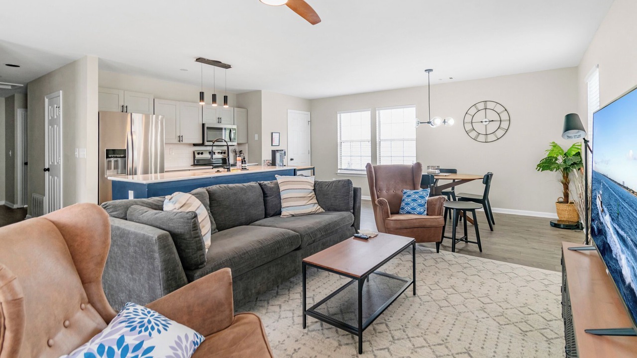 Photo of Livingroom in Pineville