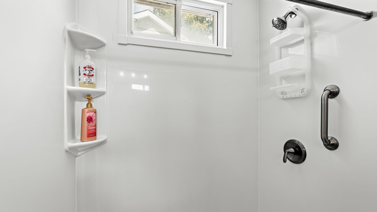 Photo of Bathroom in Pineville