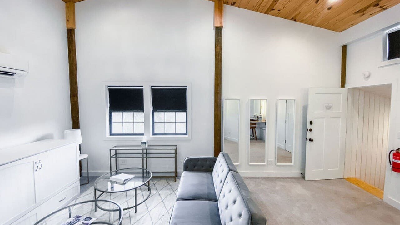 Photo of Livingroom in Mount Airy