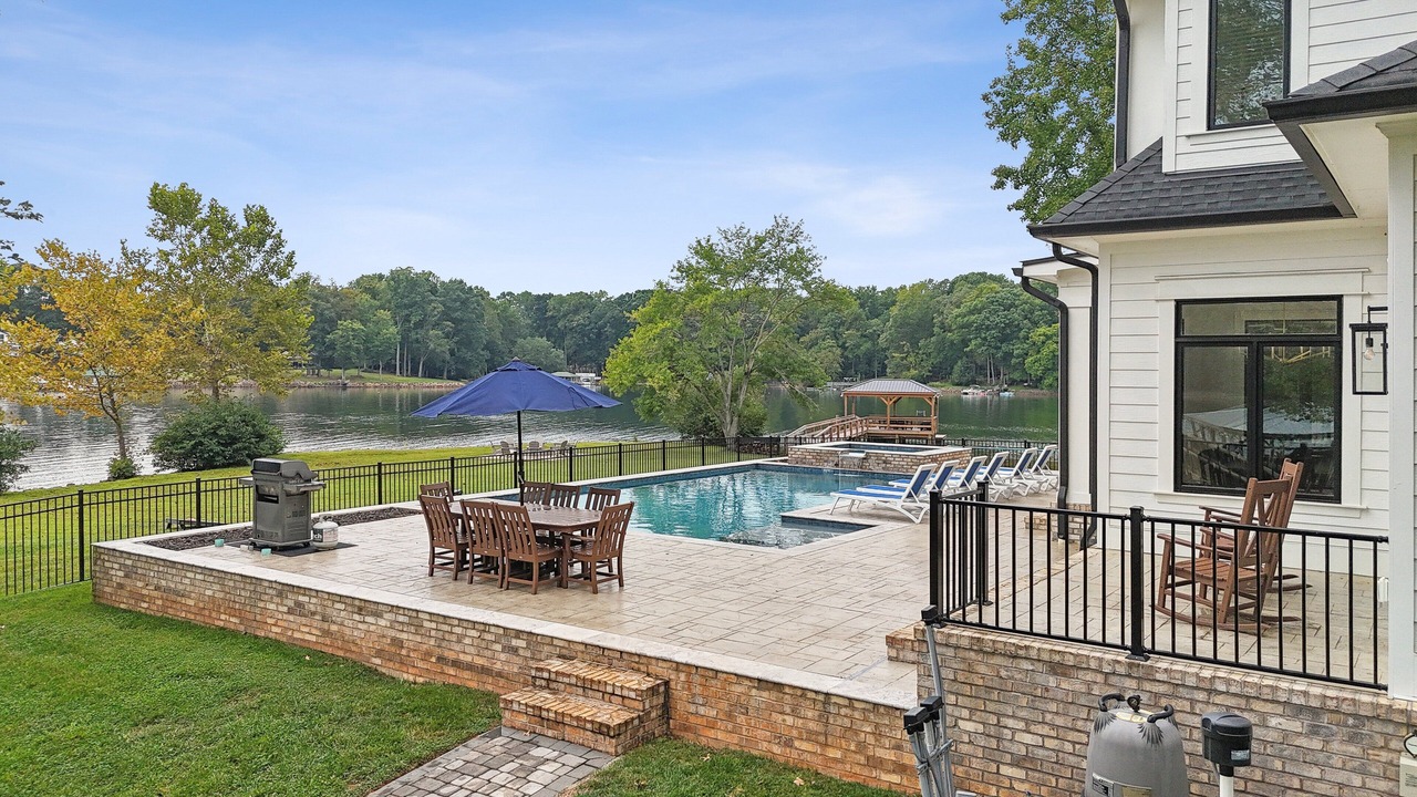 Photo of Outdoor in Lake Norman of Catawba